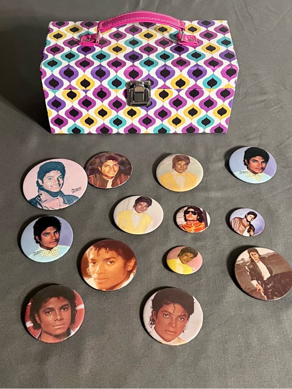 VTG Lot Of 13 Michael Jackson 80s King Of Pop Pinback Buttons W/ Box Retro